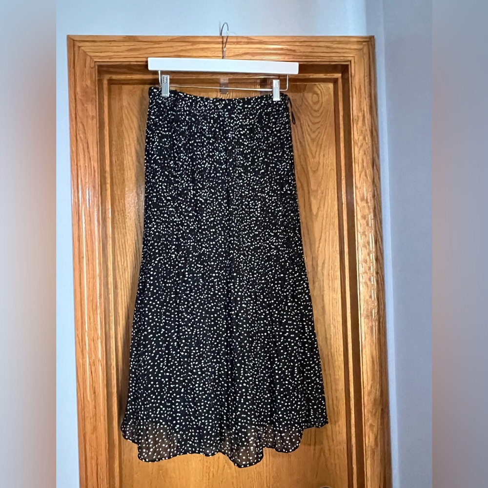 Midi polka dot skirt NWT